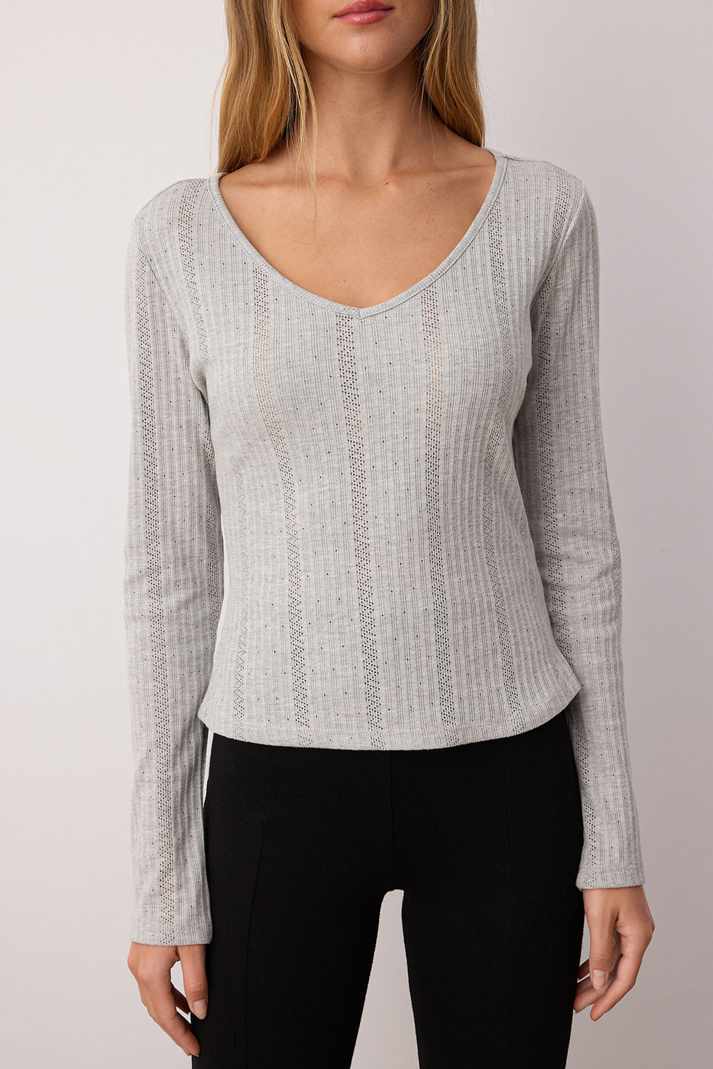 Gri Melanj Fitted/Vucuda Oturan Pointel V Yaka Vucuda Oturan Esnek Orme Bluz TWOAW26BZ00004