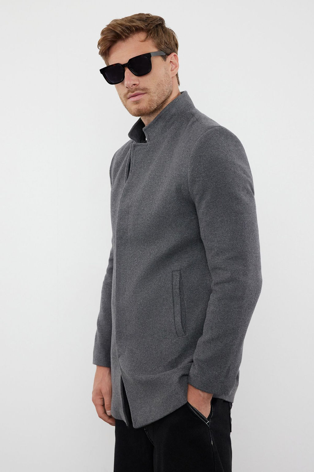 TRENDYOL MAN Antrasit Slim Fit Dik Yaka K?sl?k Kase Kaban TMNAW24KB00005 - Trendyolmilla фото 2