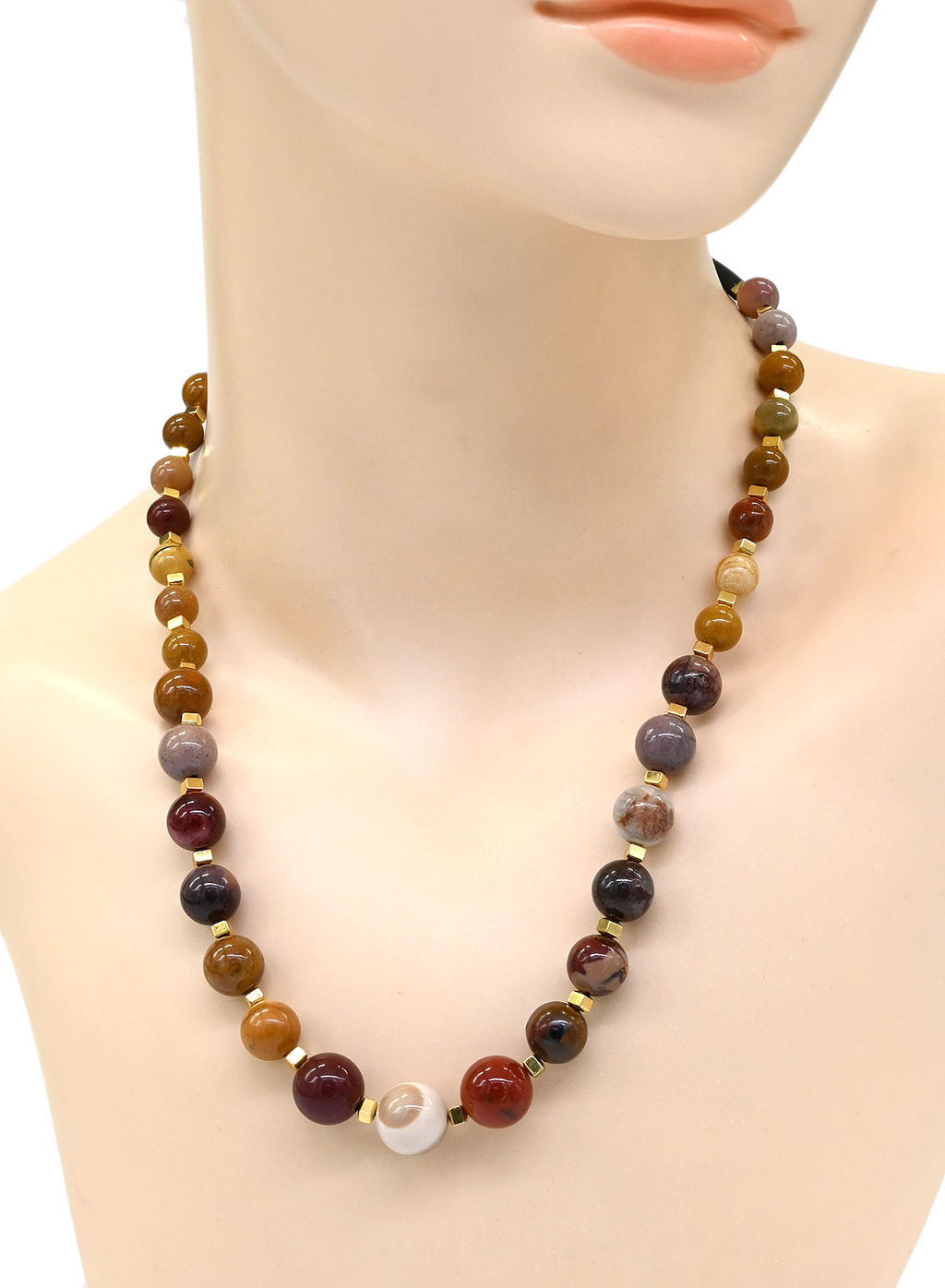 Колье с яшмой мукаит шары 12мм, 48см