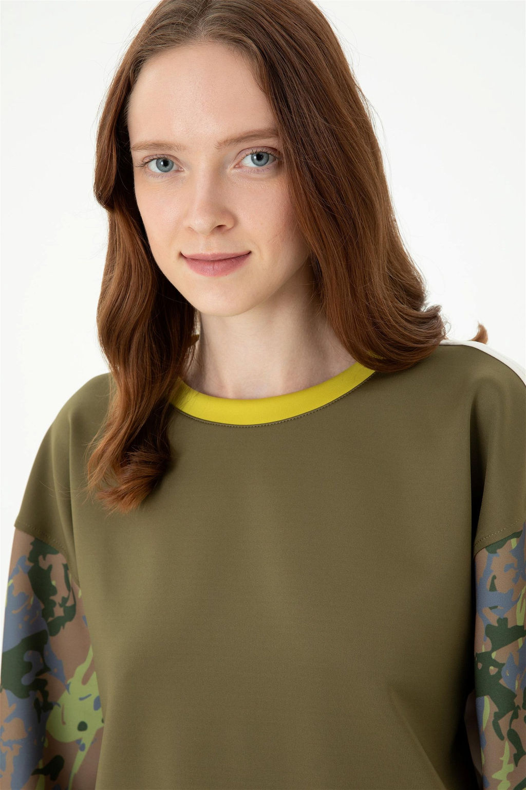 Женский свитшот цвета хаки - U.s. polo assn фото 10