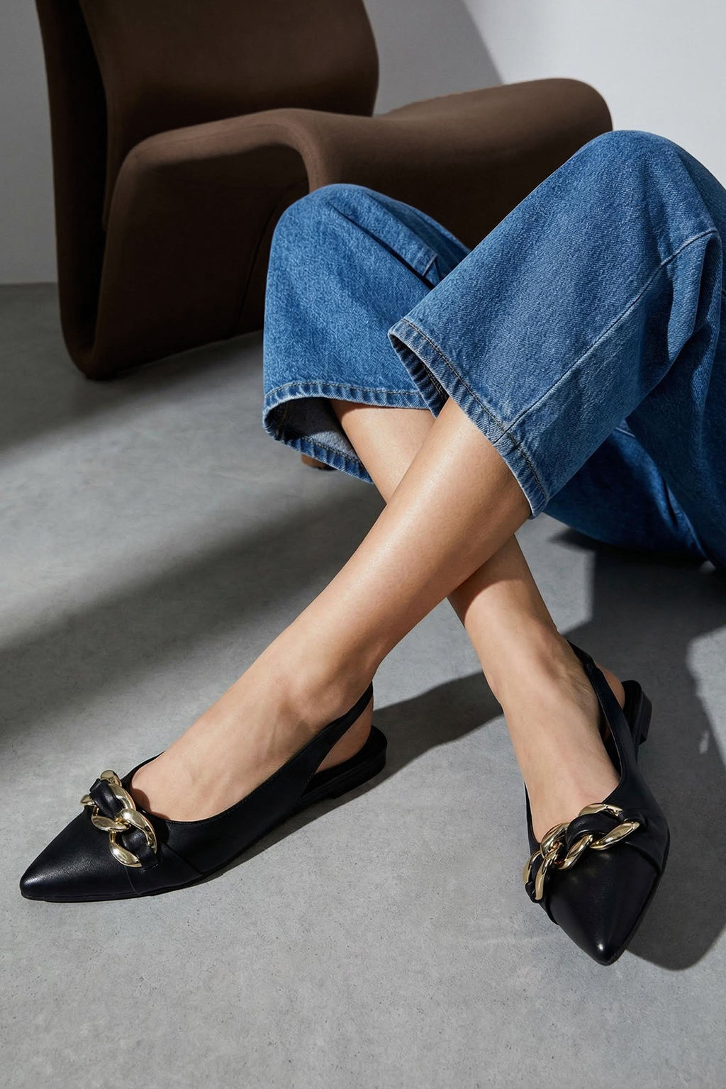 Trendyol Shoes Siyah Antik Tokal? Sivri Burun K?sa Topuklu Kad?n Babet TAKSS24BE00003 - Trendyolmilla фото 8