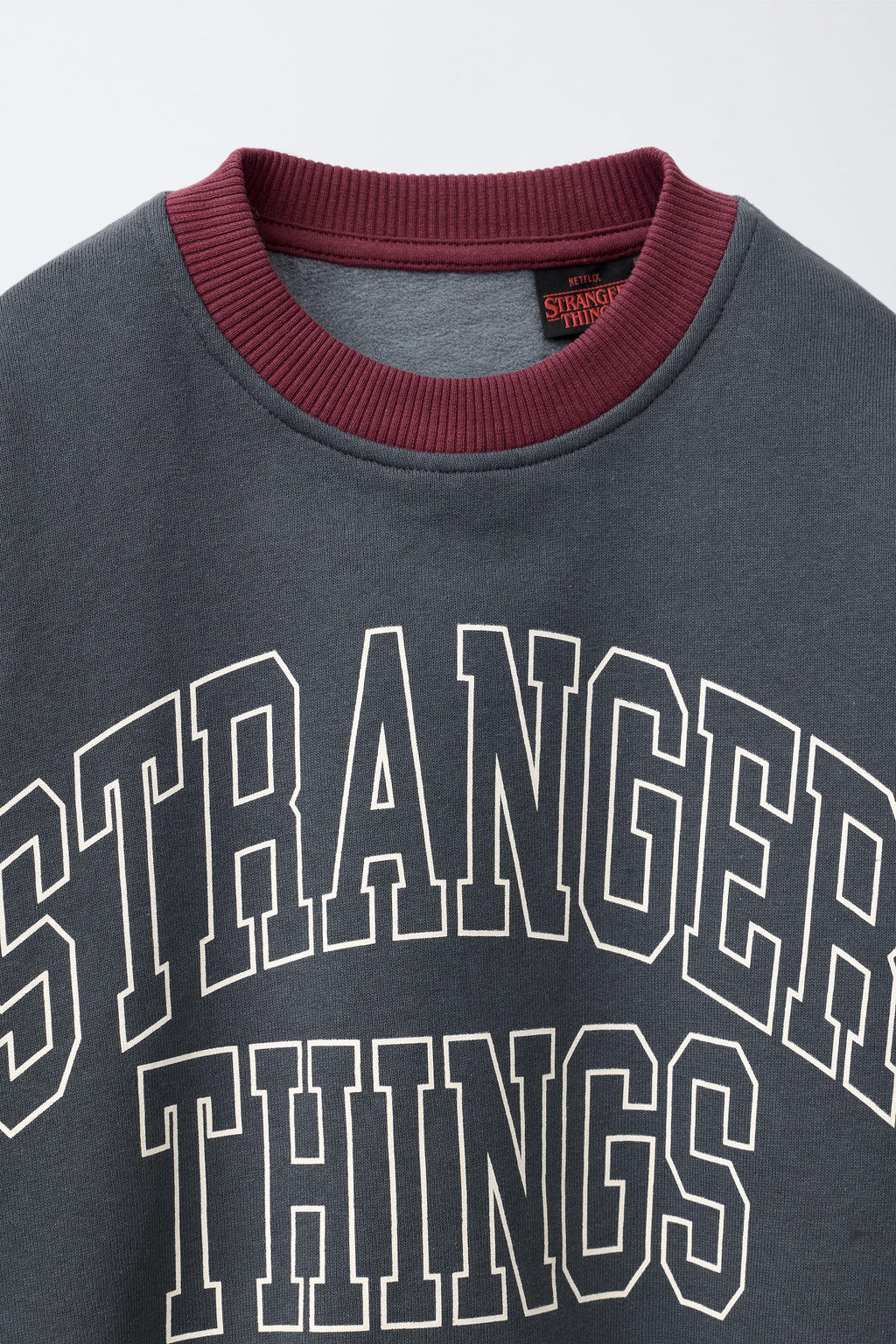 STRANGER THINGS/ NETFLIX PRINT SWEATSHIRT - Zara фото 3