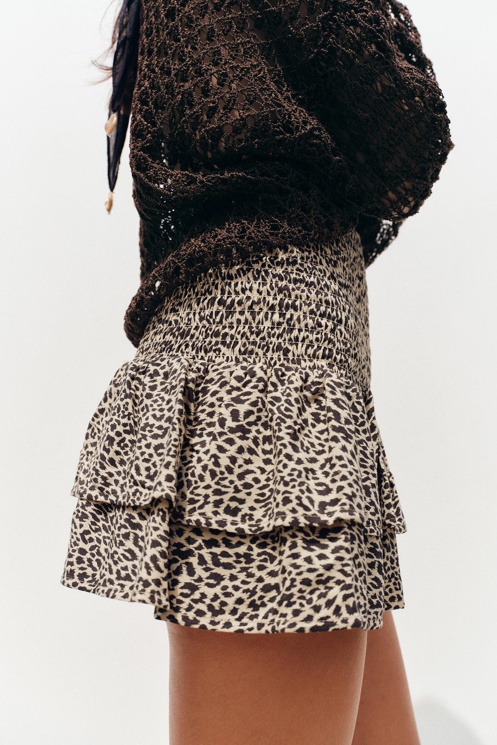 WIDE-WAIST BERMUDA SHORTS WITH RUFFLES - Zara фото 20