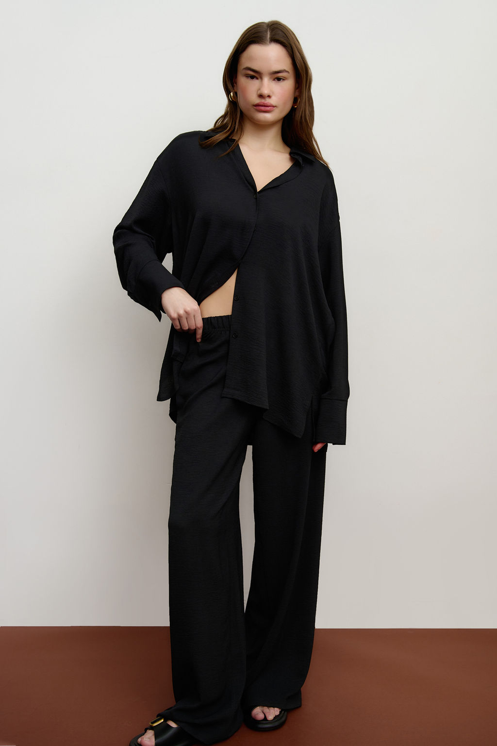 Брюки из жатого хлопка