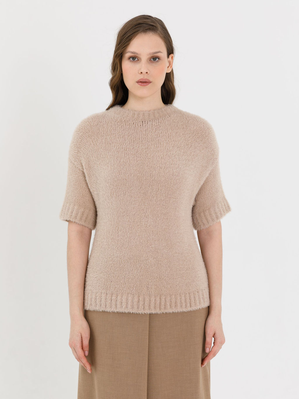 Блузка вязаная