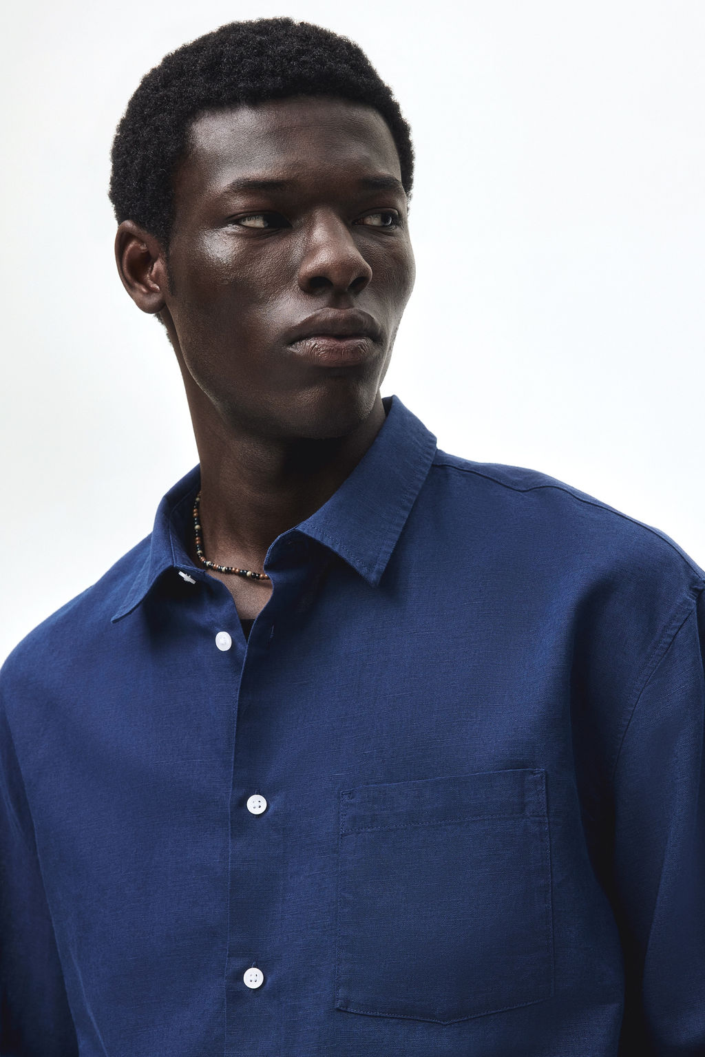 Camisa en mezcla de lino Relaxed Fit - H&m фото 13