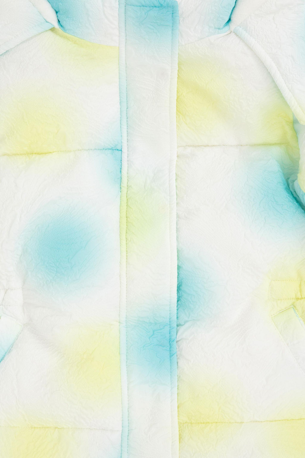 Кремовое пальто для девочки Неожиданная скидка в корзине