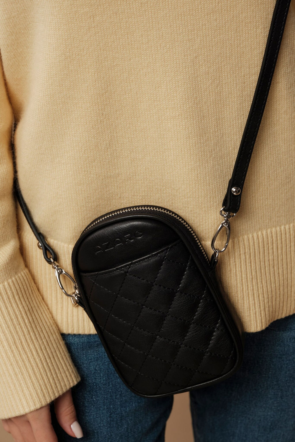 Сумка кожаная Azaro 30832 черный