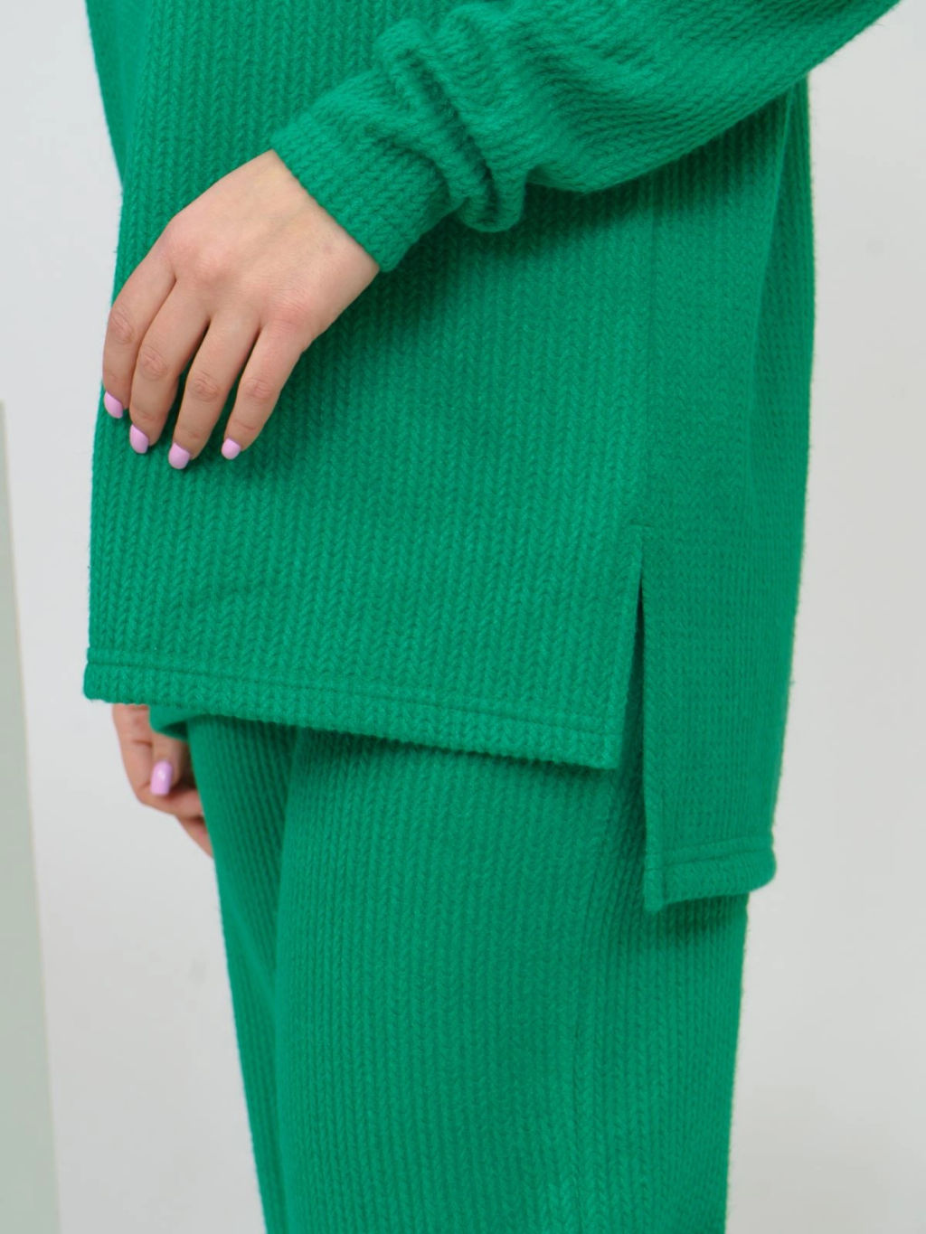 Костюм женский, цвет зеленый