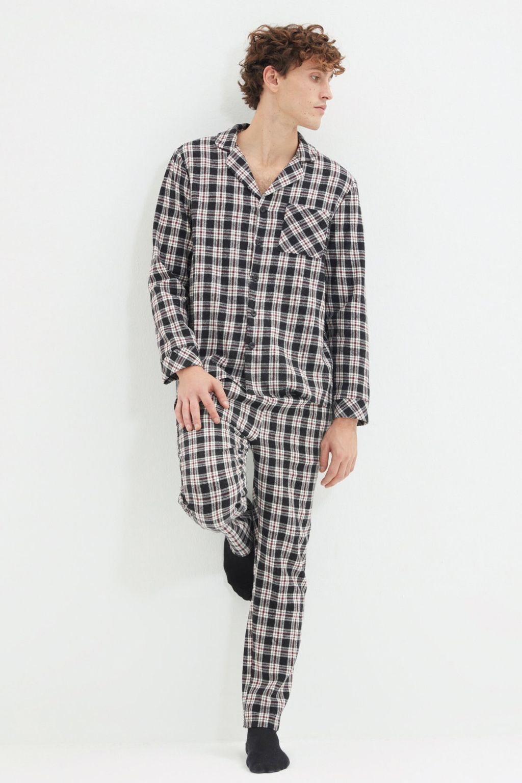 TRENDYOL MAN Siyah Regular Fit Ekose Dokuma Pijama Tak?m? TMNAW22PT1078 - Trendyolmilla фото 2