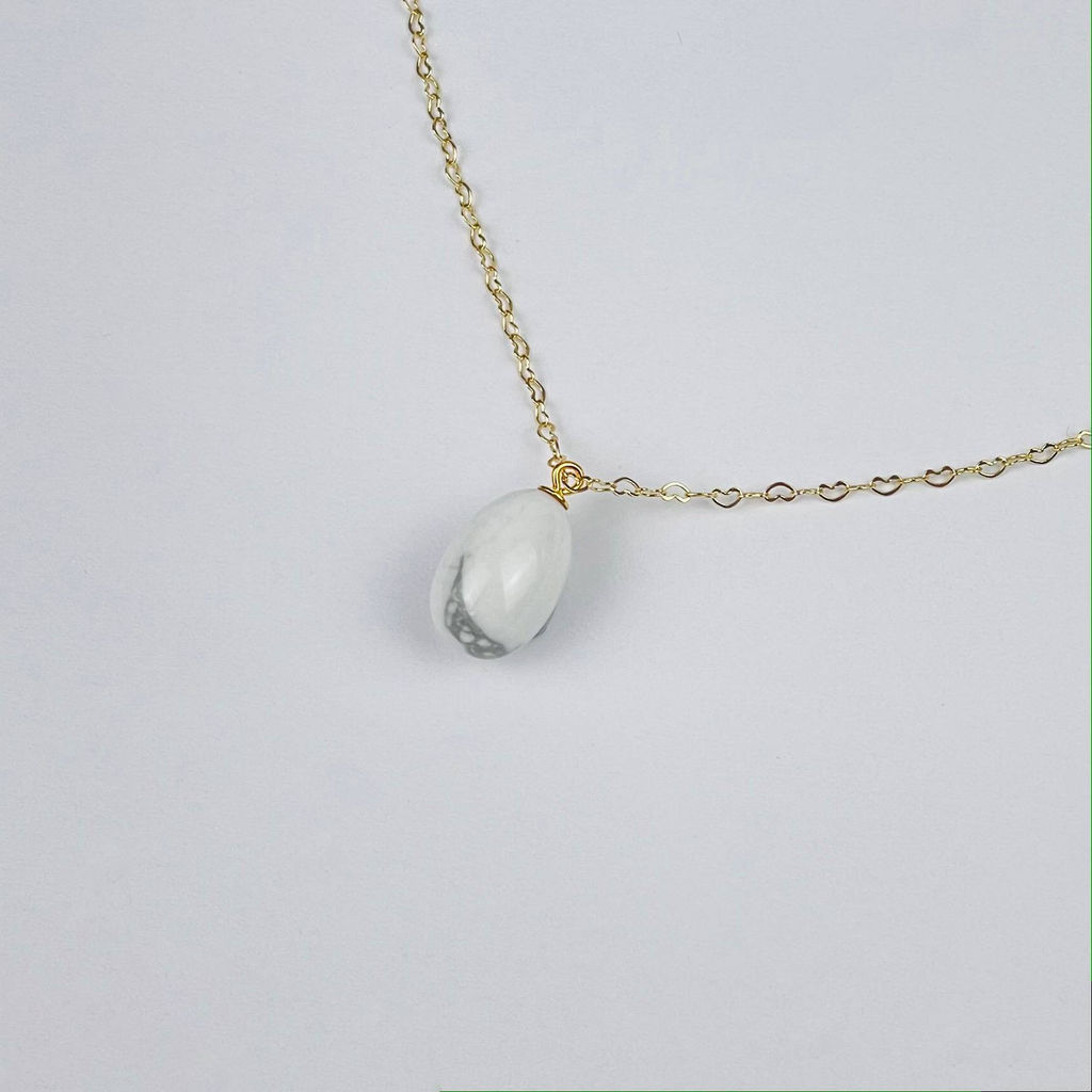 Кулон на цепочке из Говлита 45 см +