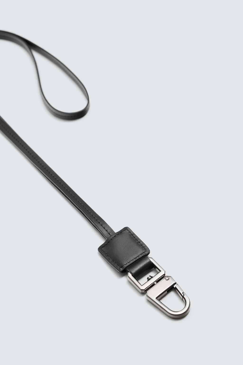 LEATHER PENDANT KEYRING - Zara фото 2