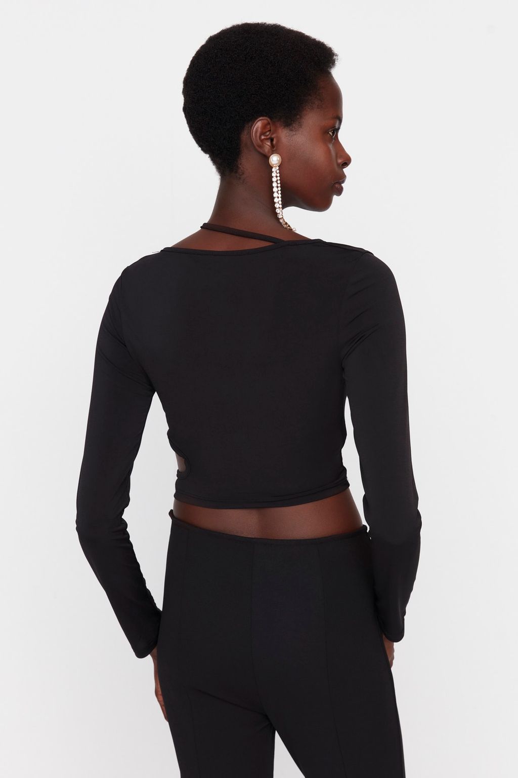 Trendyolmilla Siyah Cut Out/Pencere Detayl? Orme Bluz TPRAW23BZ00031  фото 5