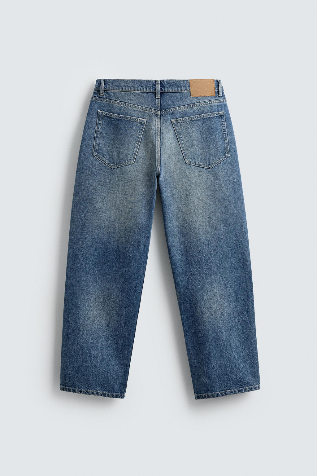 STRAIGHT ANKLE FIT JEANS