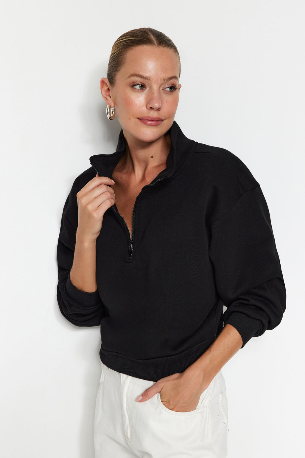 TRENDYOLMILLA Lacivert Rahat Kesim Crop Basic Fermuarl? Dik Yaka Kal?n Ici Polarl? Orme Sweatshirt TWOAW24SW00221 фото 8