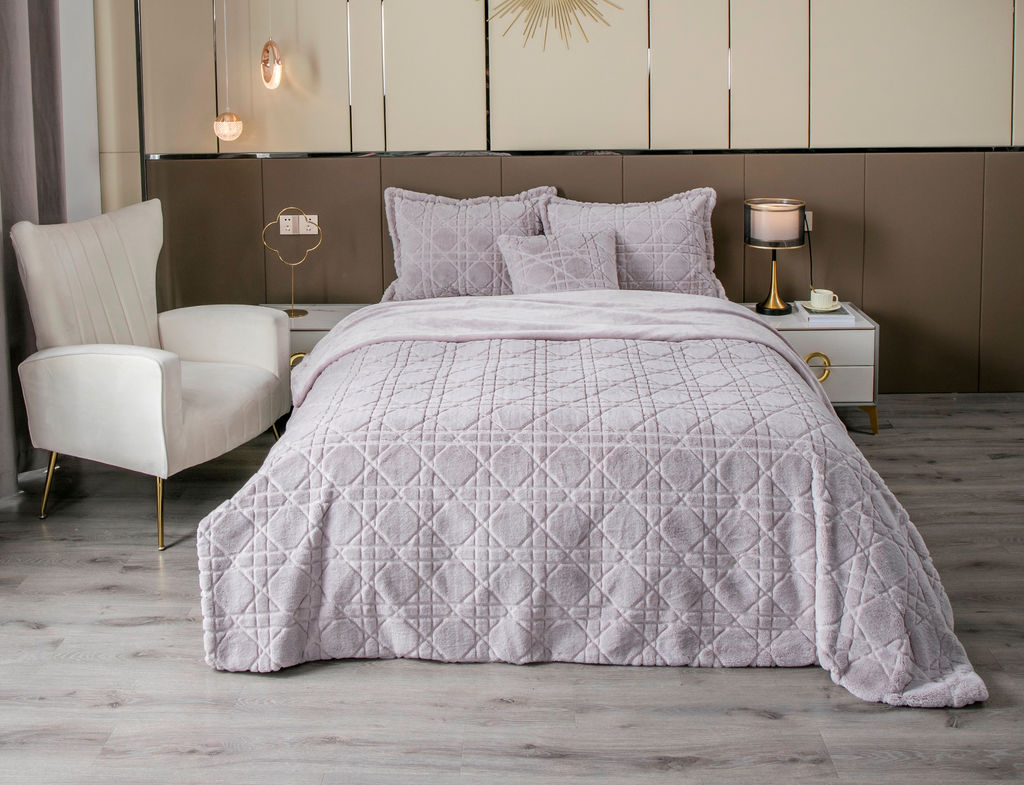 Покрывало декоративное Shinshilla Dori (лаванда платина)