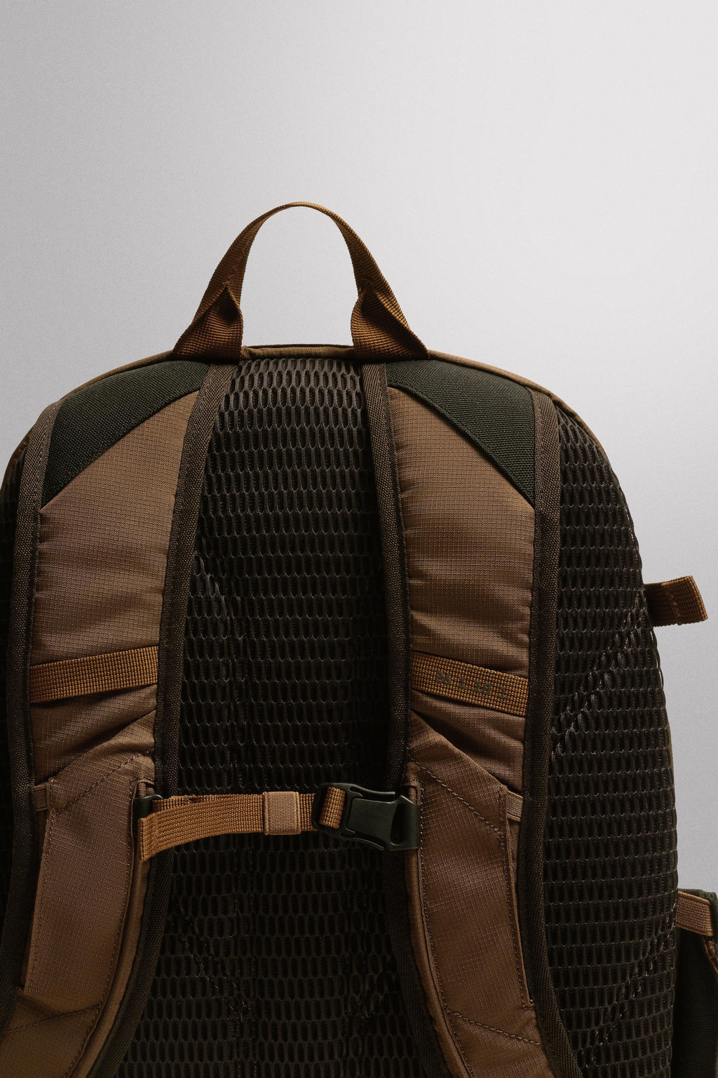 TECHNICAL SPORTS BACKPACK - Zara фото 4