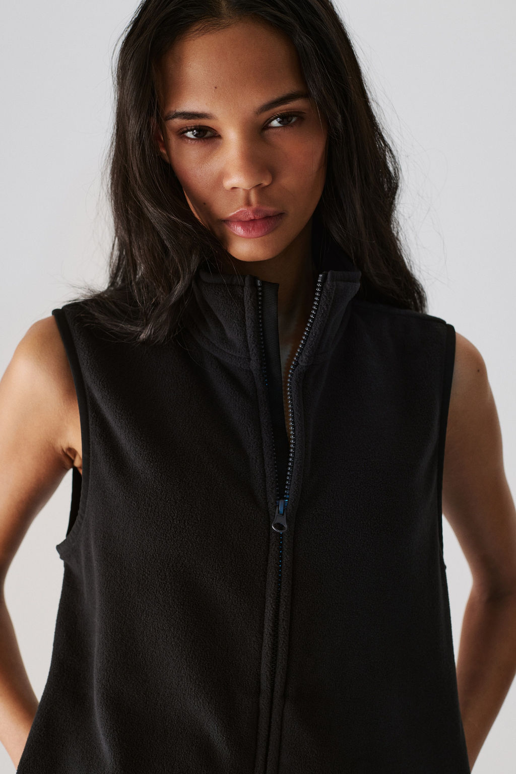 Chaleco de deporte en polar Regular Fit - H&m фото 6