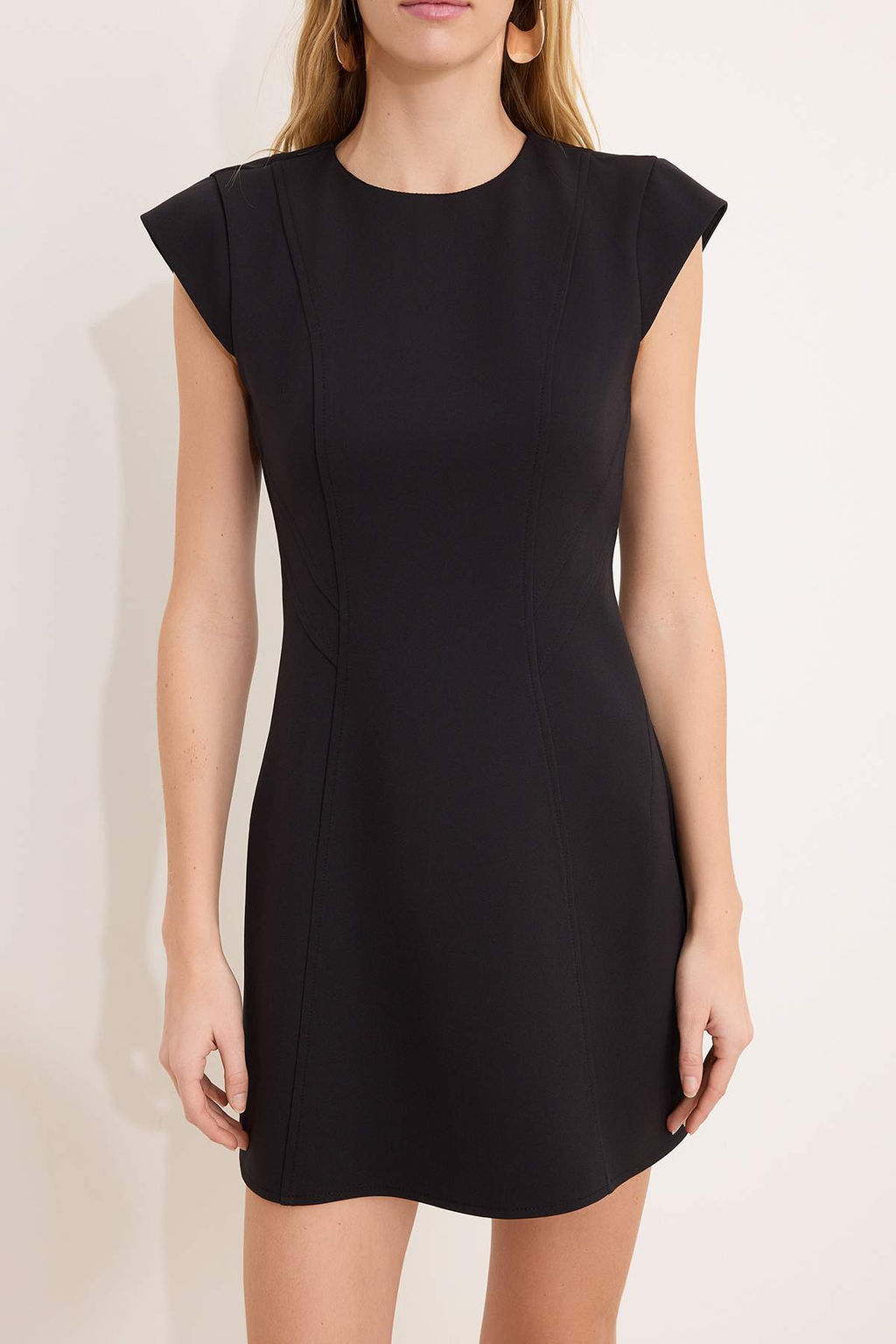 Siyah Duz K?sa / Mini Dokuma Elbise TWOSS26EL00069