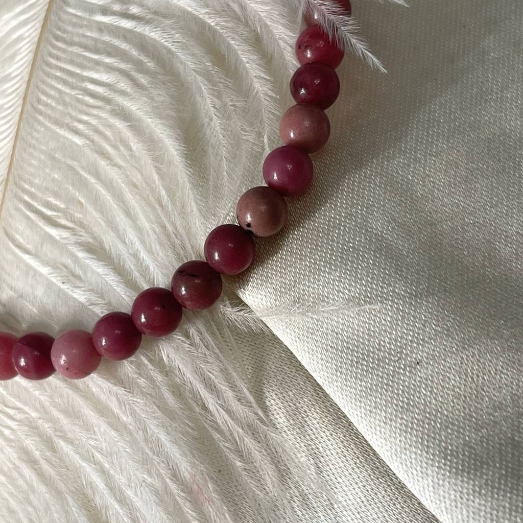 Браслет с подвеской из Родонита