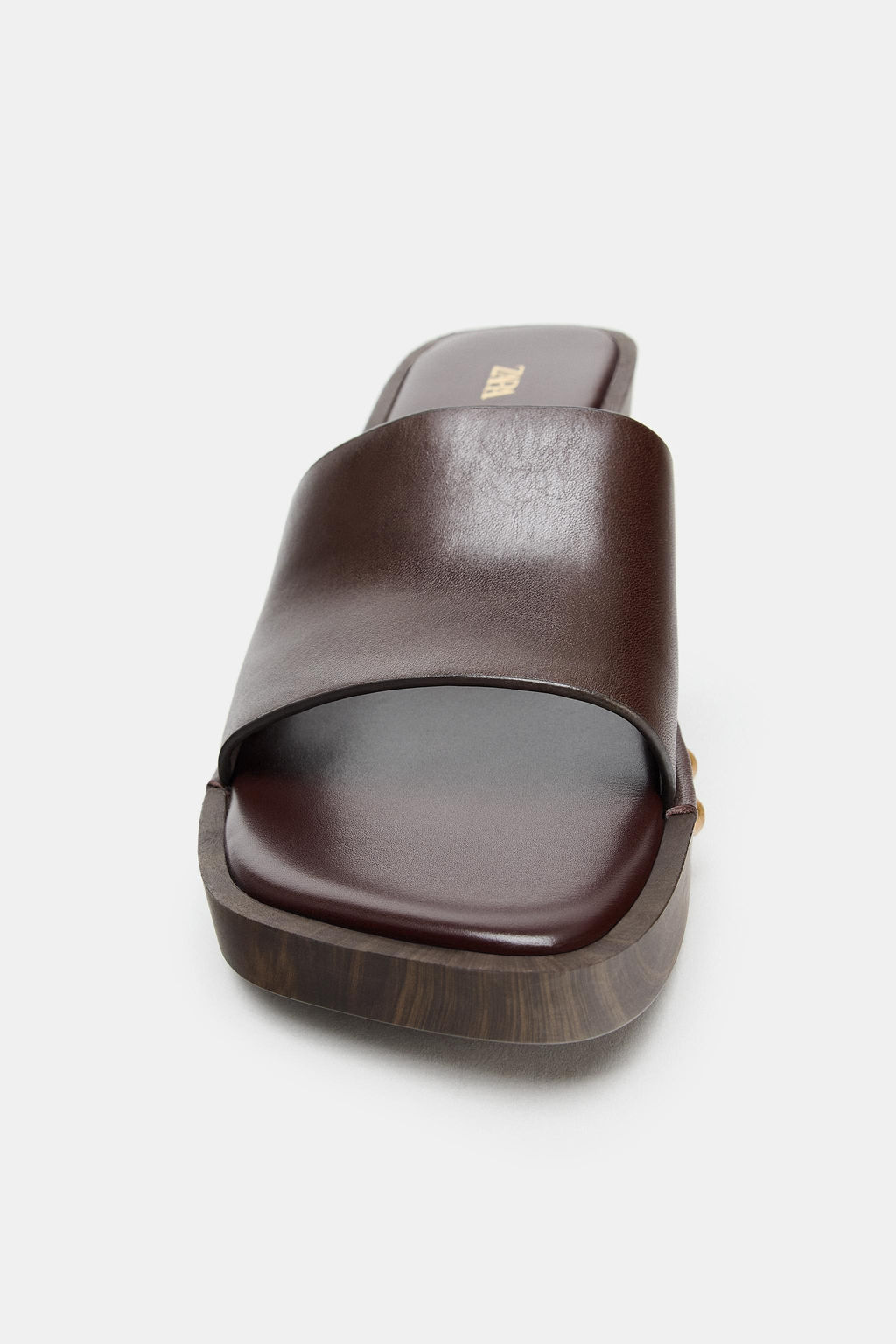 SANDALIA PIEL TACHAS / Marr?n - Zara фото 5