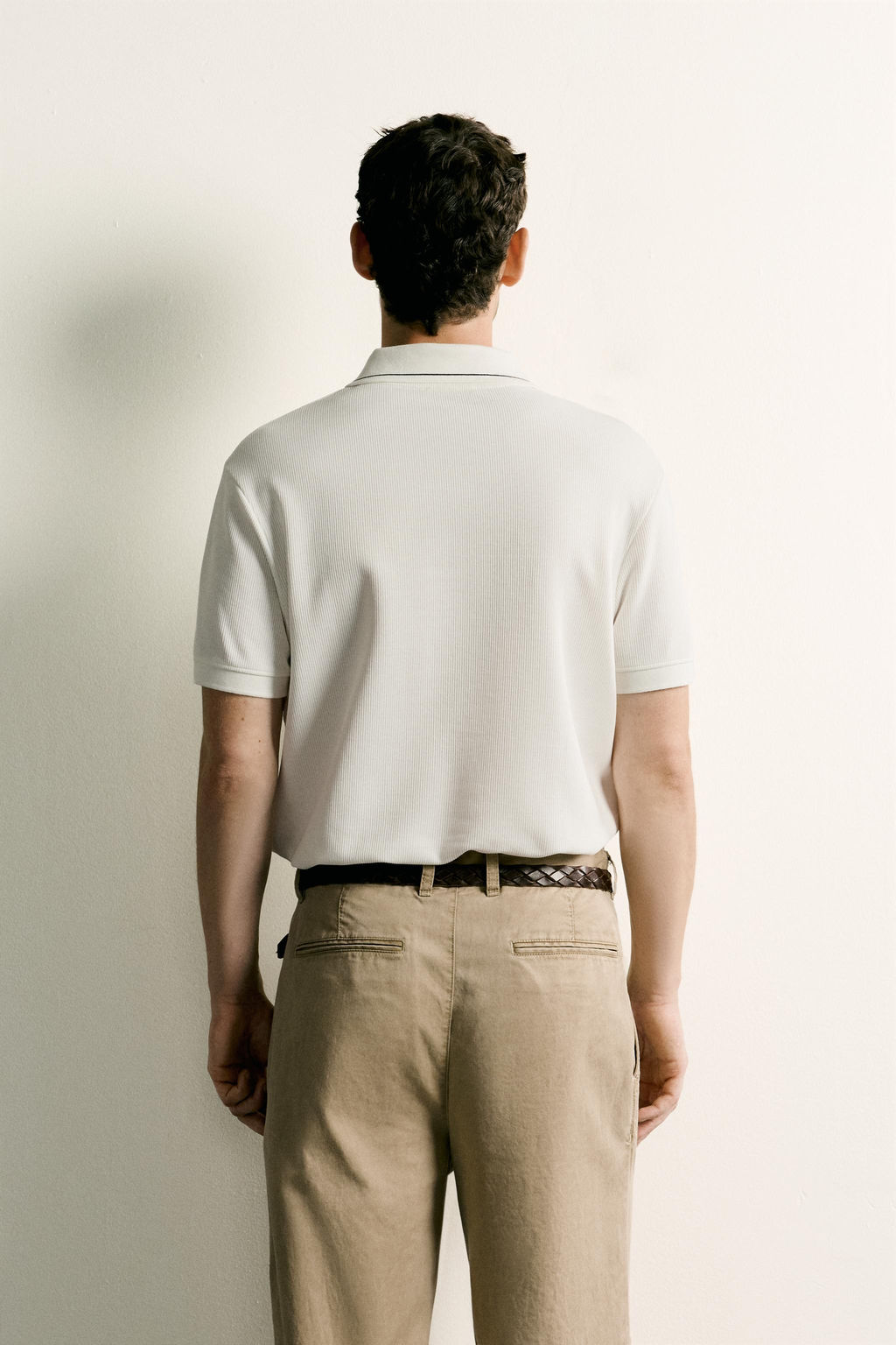 POLO REGULAR FIT CONTRASTE / Blanco roto - Zara фото 3