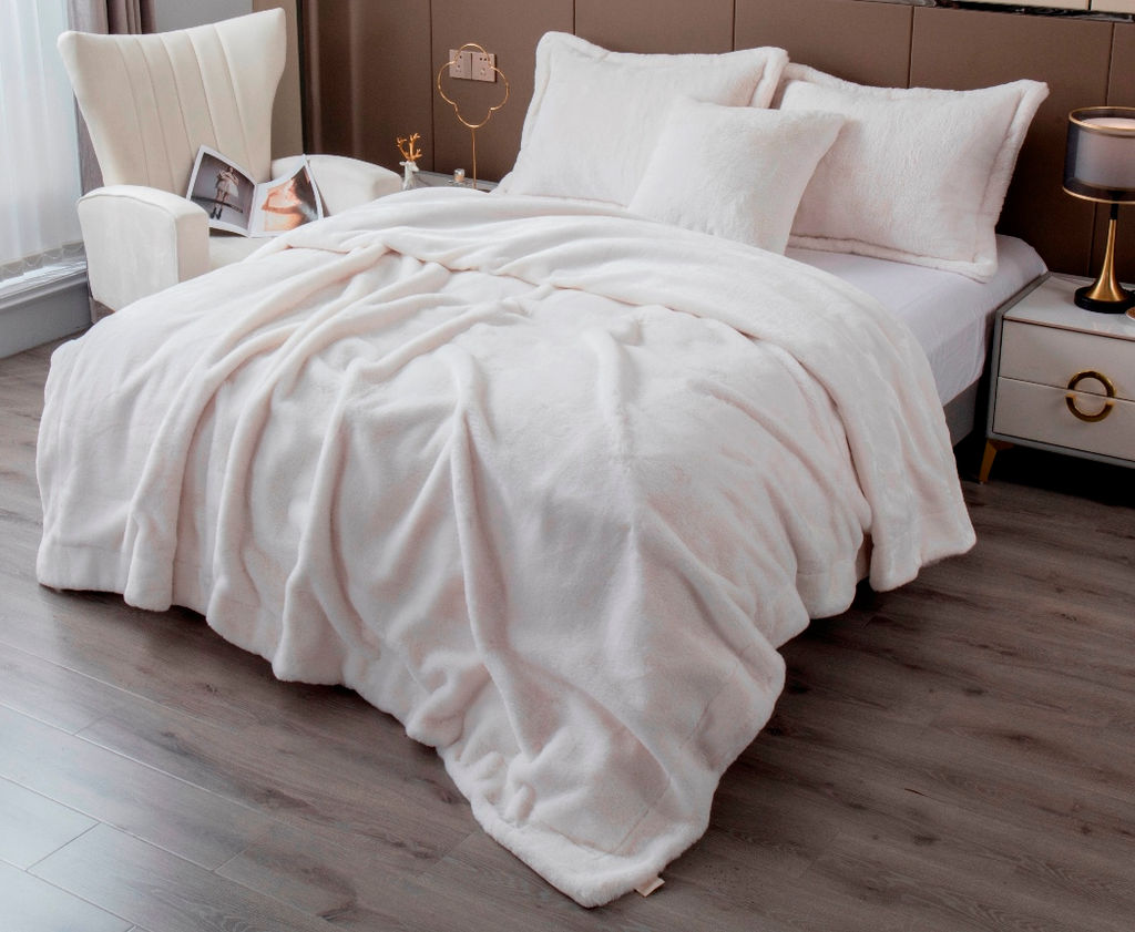 Покрывало декоративное Rabbit (молоко) 220х240