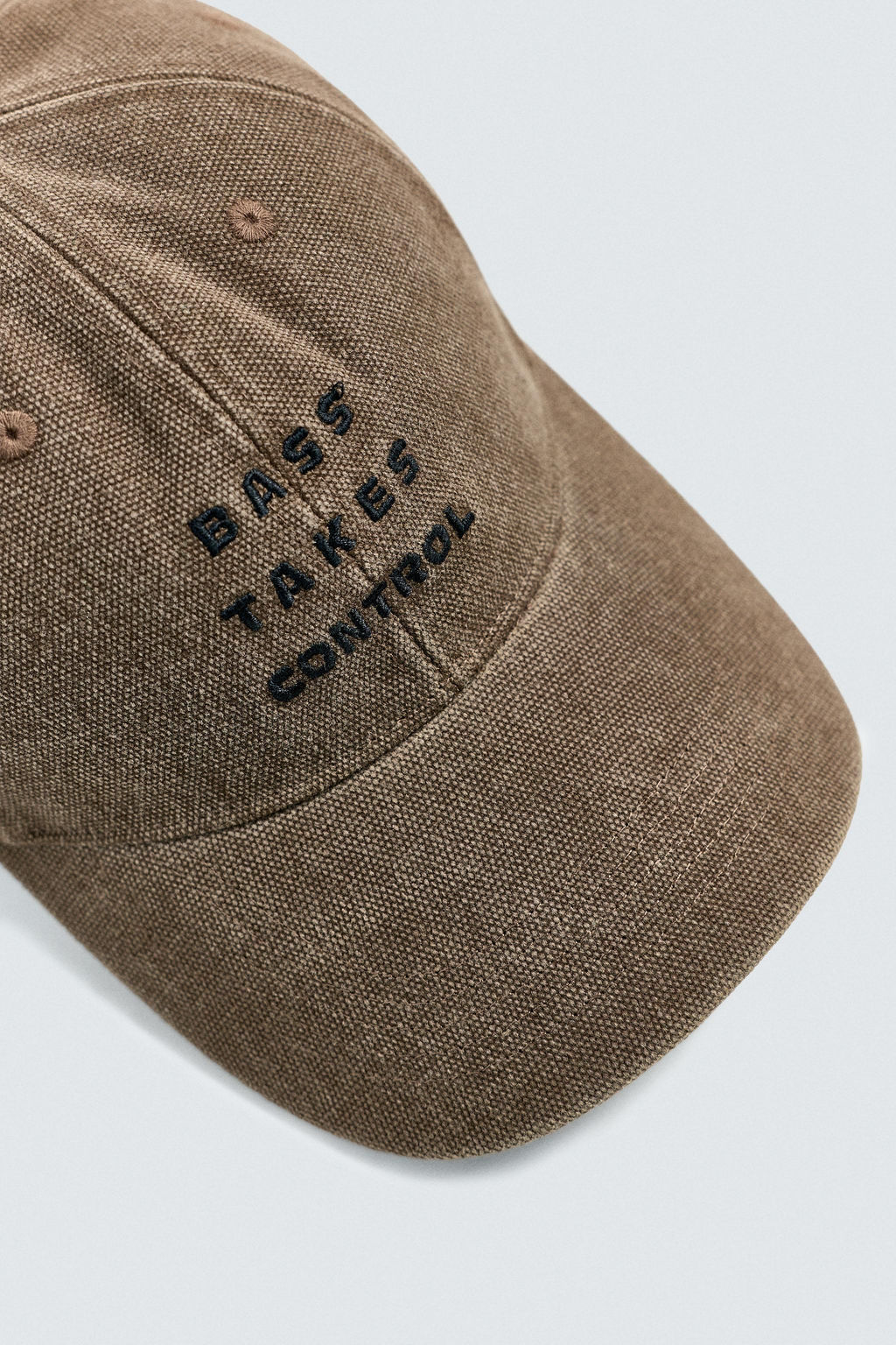CONTRAST EMBROIDERY CAP - Zara фото 3