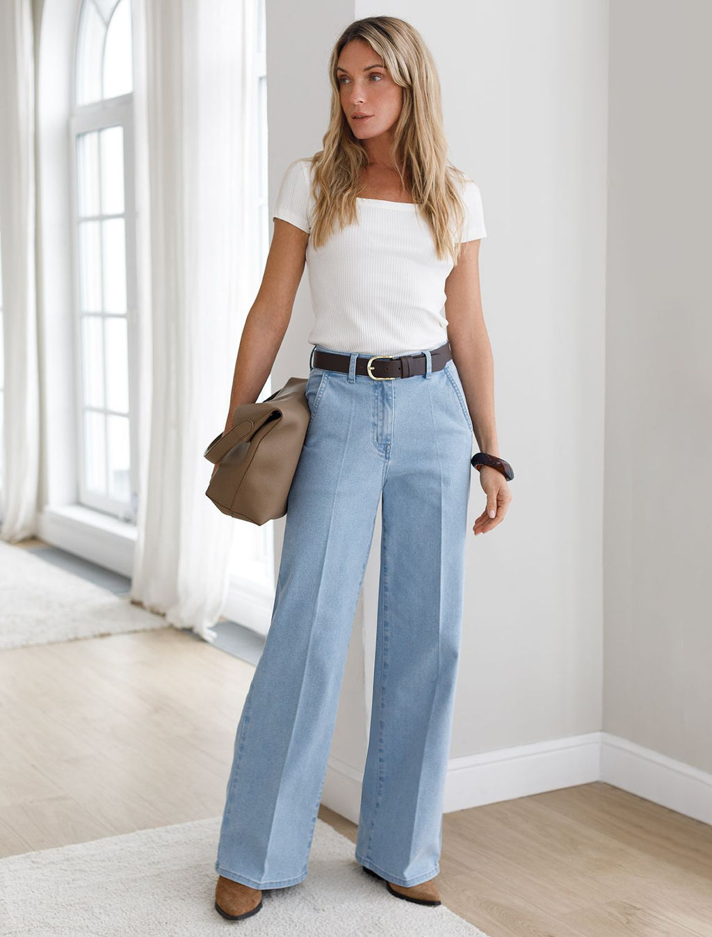 Прямые джинсы трубы со стрелками из эластичного денима - Vilatte фото 4