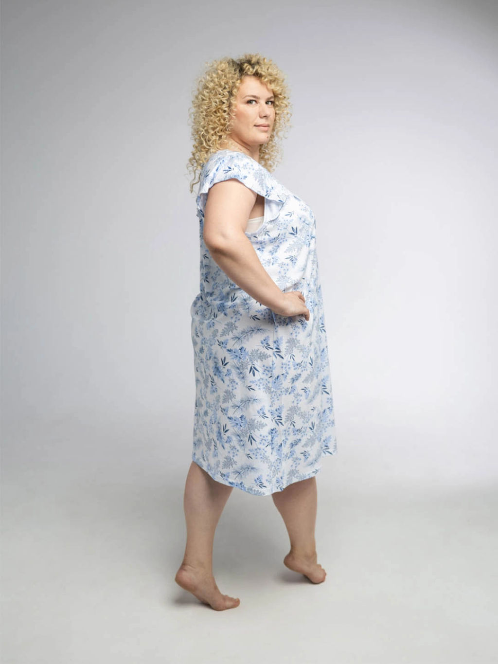 Ночная сорочка женская, цвет голубой