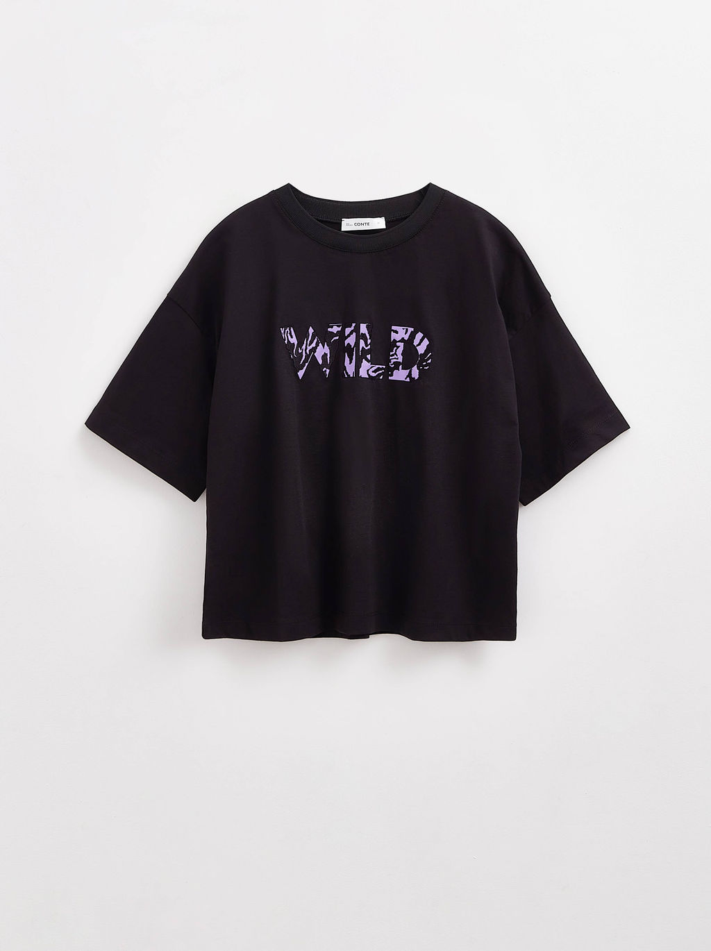 CONTE Футболка свободного кроя с рисунком и вышивкой Wild LD 2670 black-violet wild