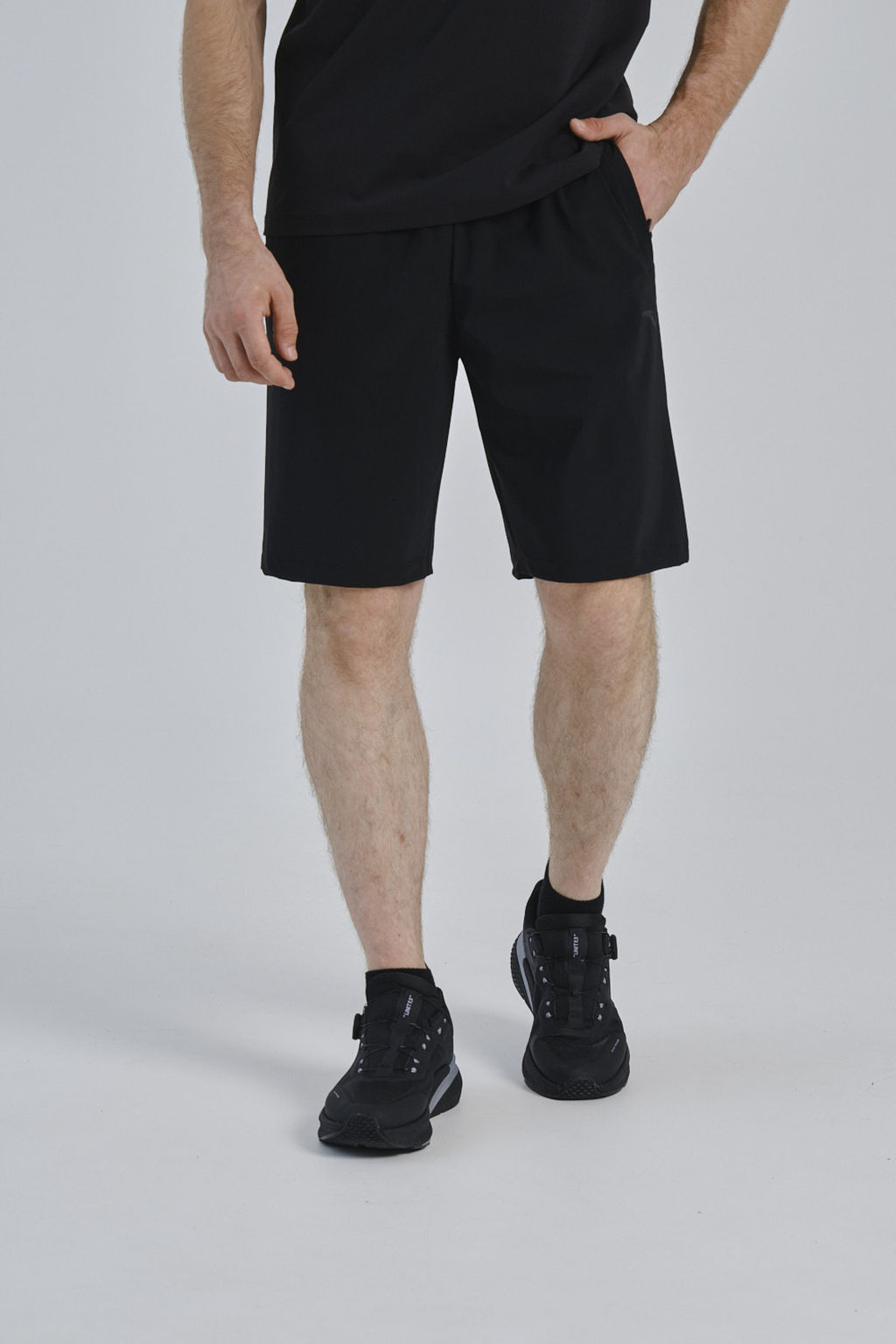 Шорты трикотажные Черный TRN ESSENTIAL Knit Half Pants