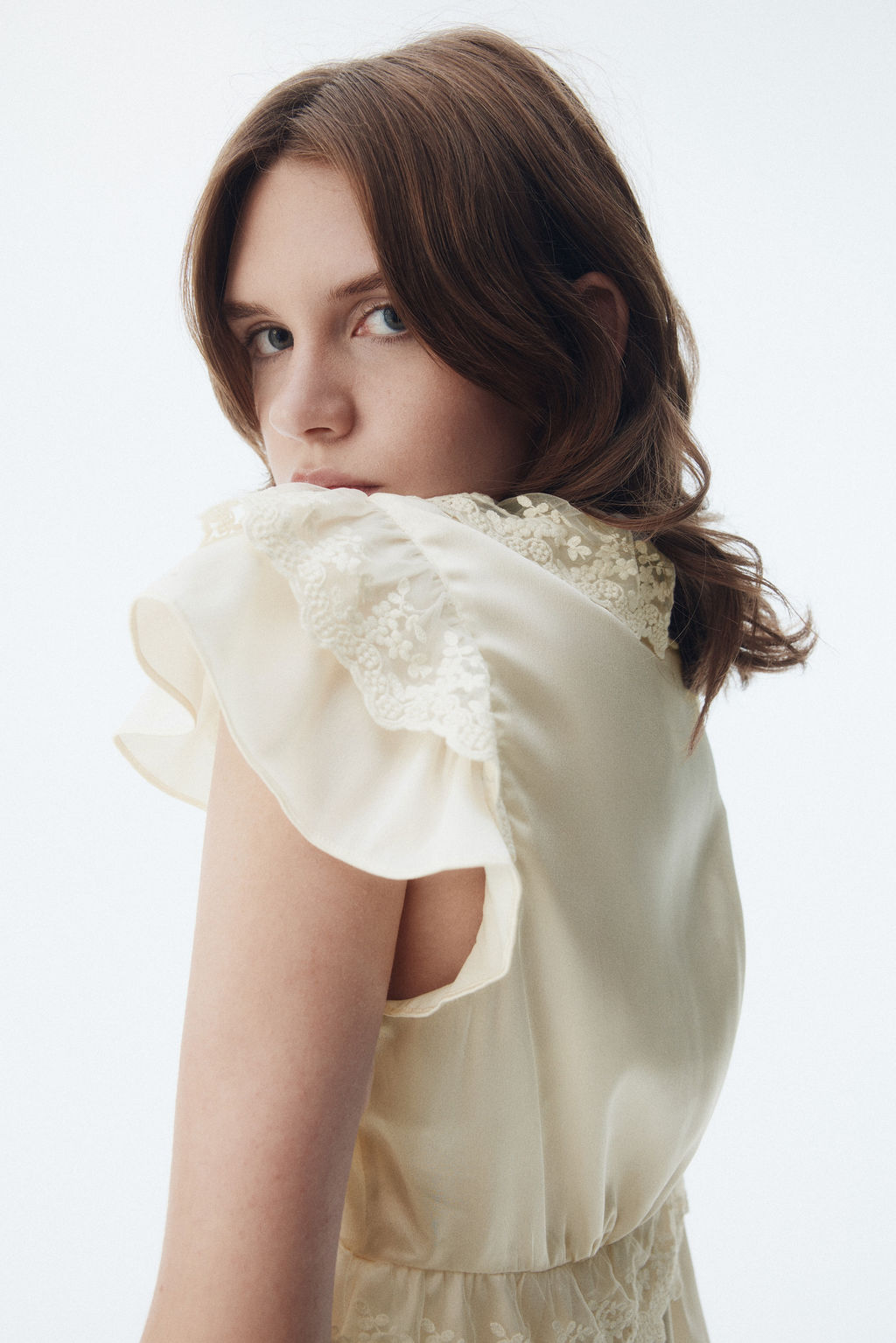 Blusa de sat?n con volantes - H&m фото 5