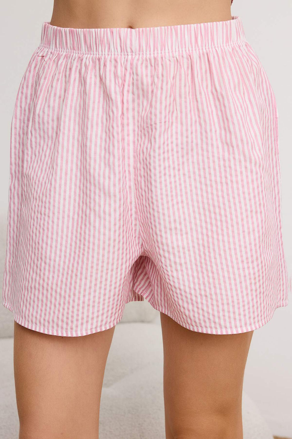 Trendyolmilla Mavi 3lu Paket Pamuklu Cizgili Ip Ask?l? Poplin Bra-Gomlek-Sort Dokuma Pijama Tak?m? THMSS24PT00121 фото 12