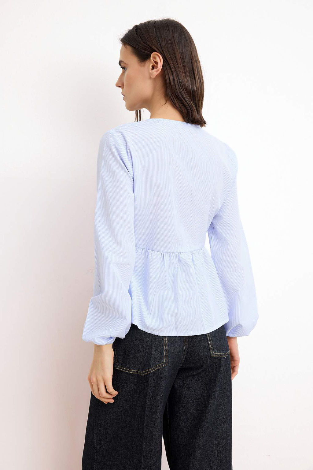 Mavi Cizgili Nak?sl? Dilimli Gomlek TWOSS26GO00098