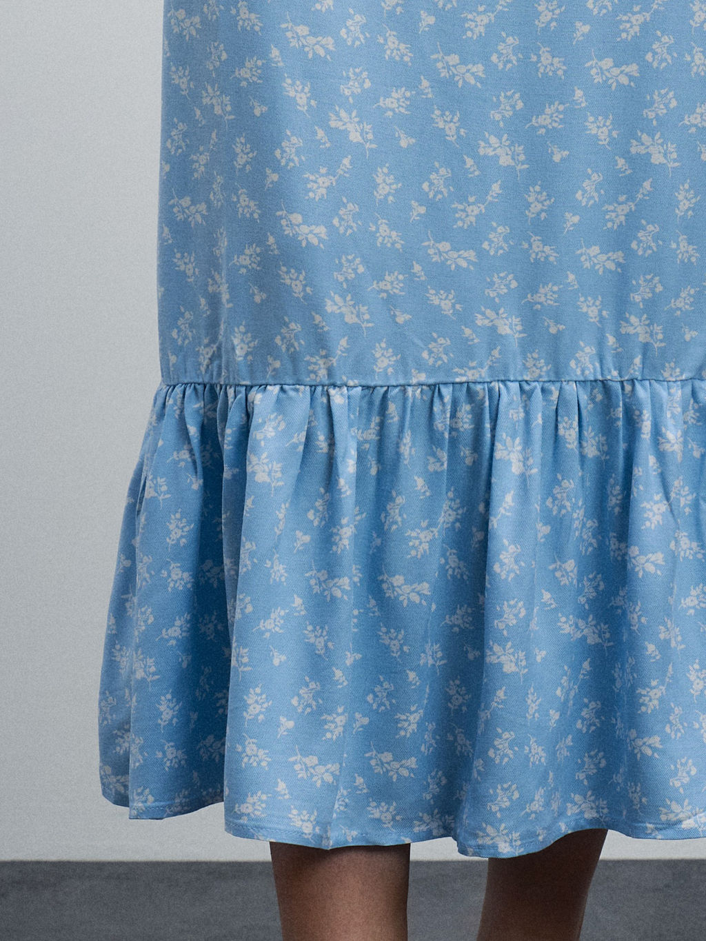 Юбка миди с воланом / Zarina  фото 5