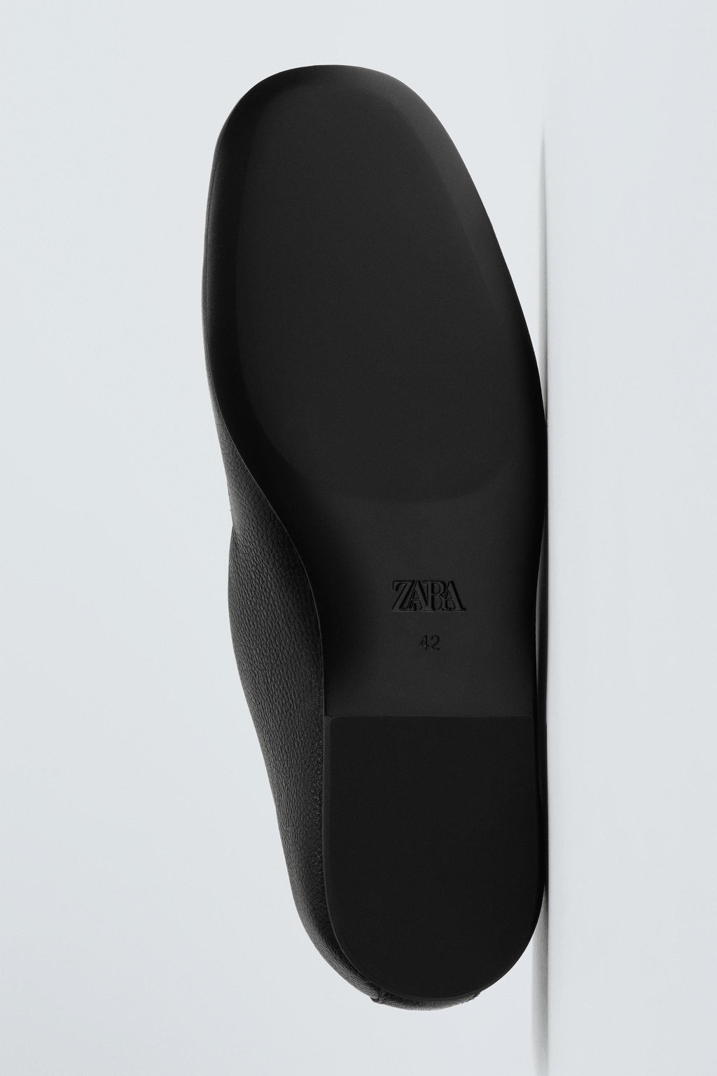 MOCAS?N PIEL LIMITED EDITION / Negro - Zara фото 7