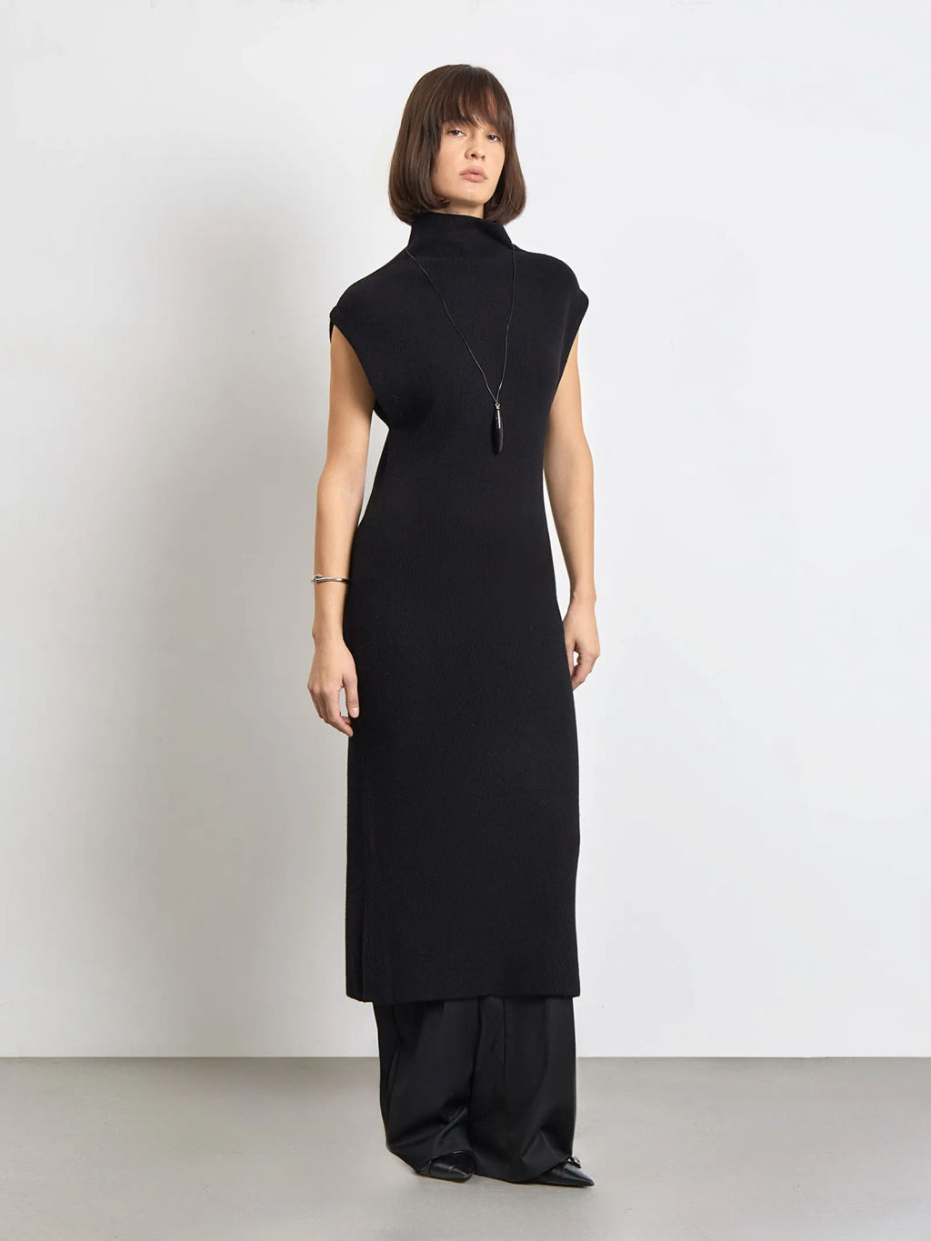 Теплое трикотажное платье с шерстью - Emka фото 2