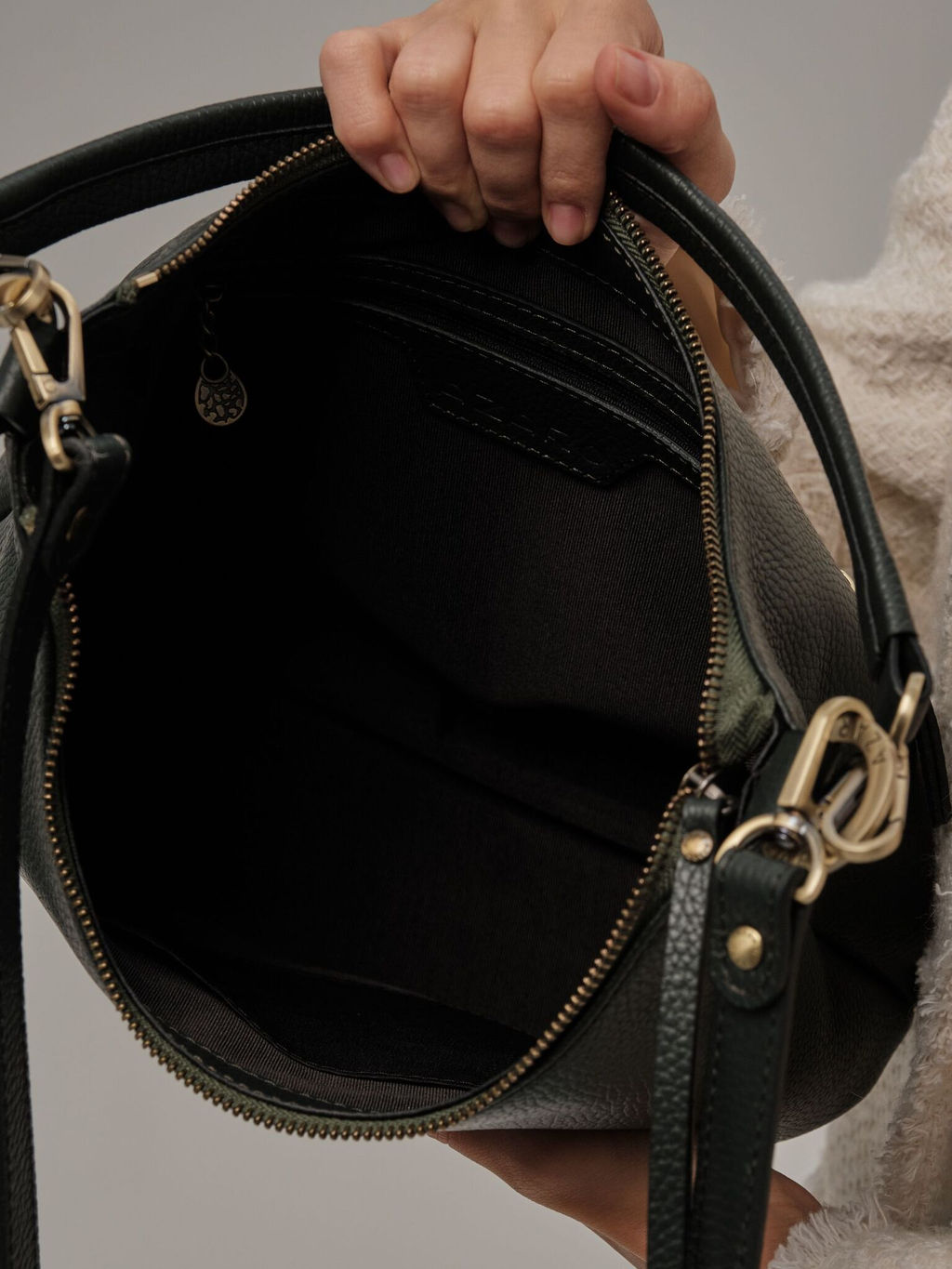 Сумка кожаная на плечо Azaro 3405 дремучий лес