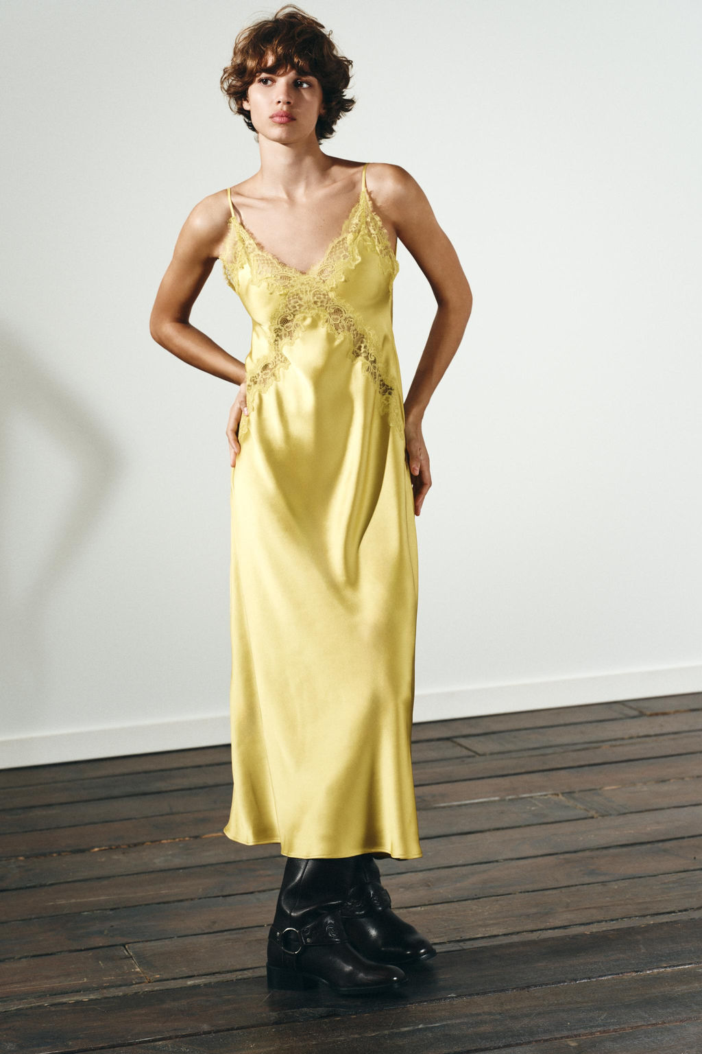 SATIN MIDI DRESS WITH LACE - Zara фото 3