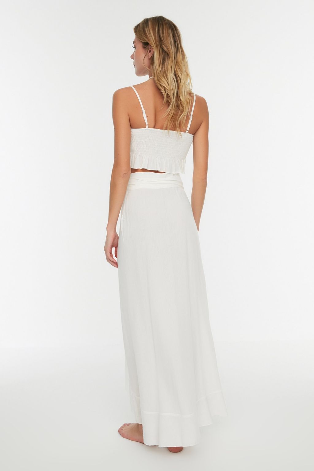 TRENDYOLMILLA Ekru Maxi Dokuma Volanl? Plaj Etegi TBESS19WV0004  фото 9