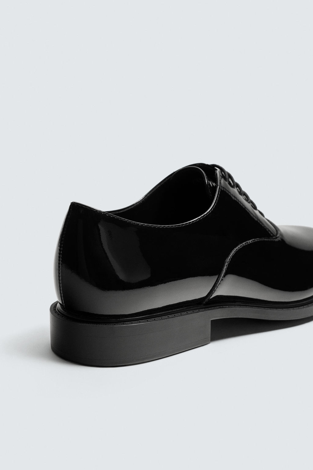 FAUX-PATENT DRESS SHOES - Zara фото 3