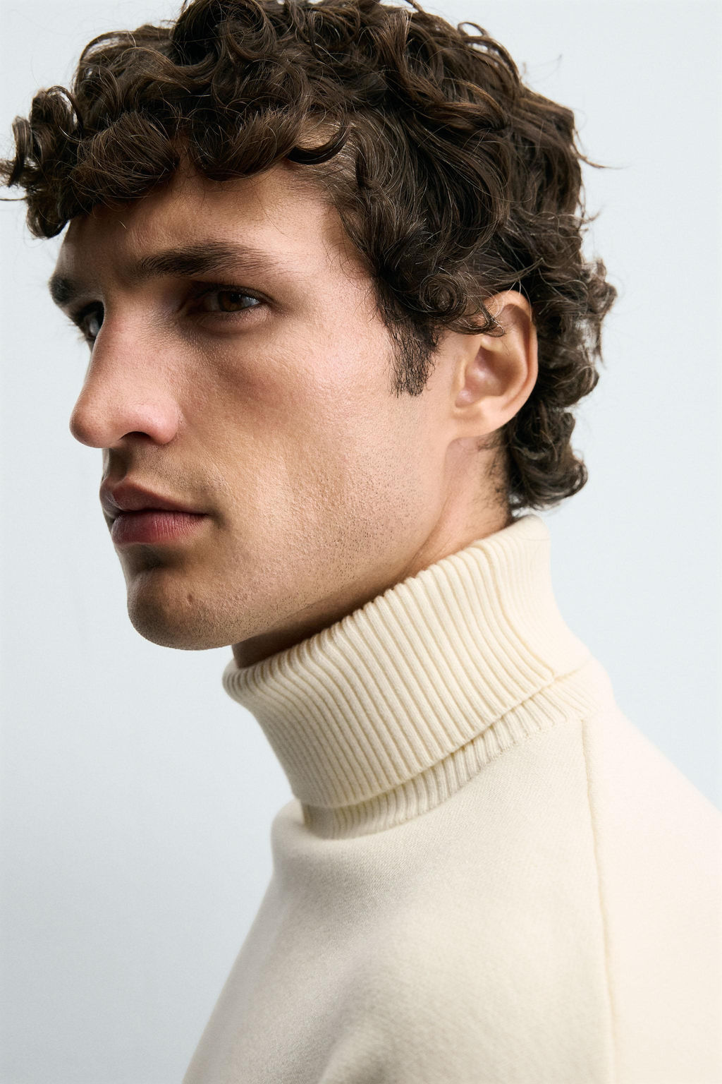 SOFT HIGH NECK SWEATER - Zara фото 6