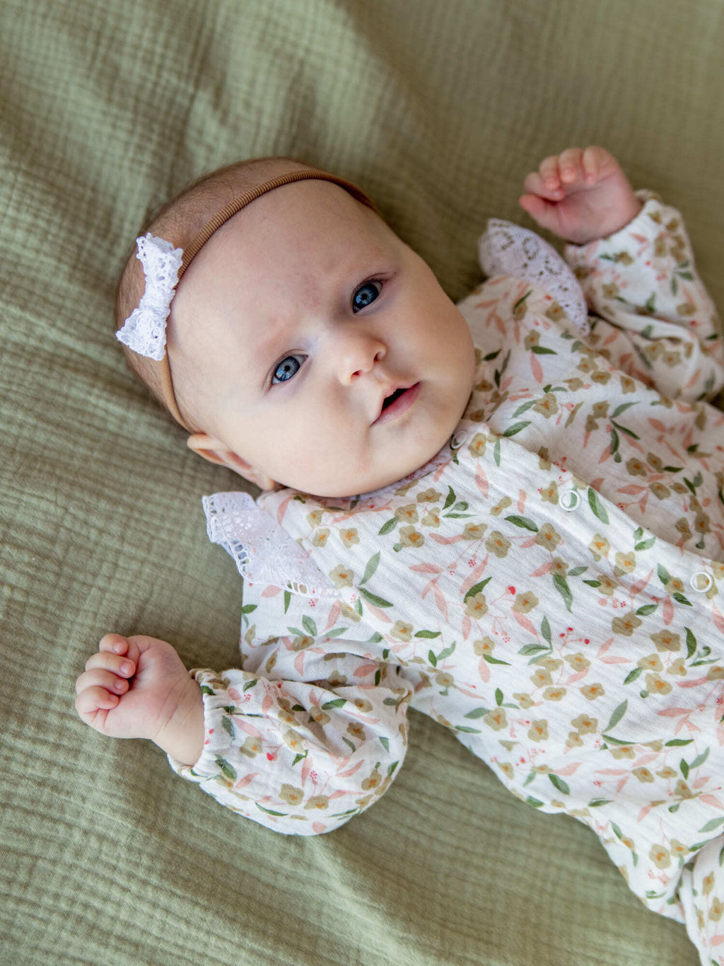 Повязка с ажурным бантиком "Молоко" 0+