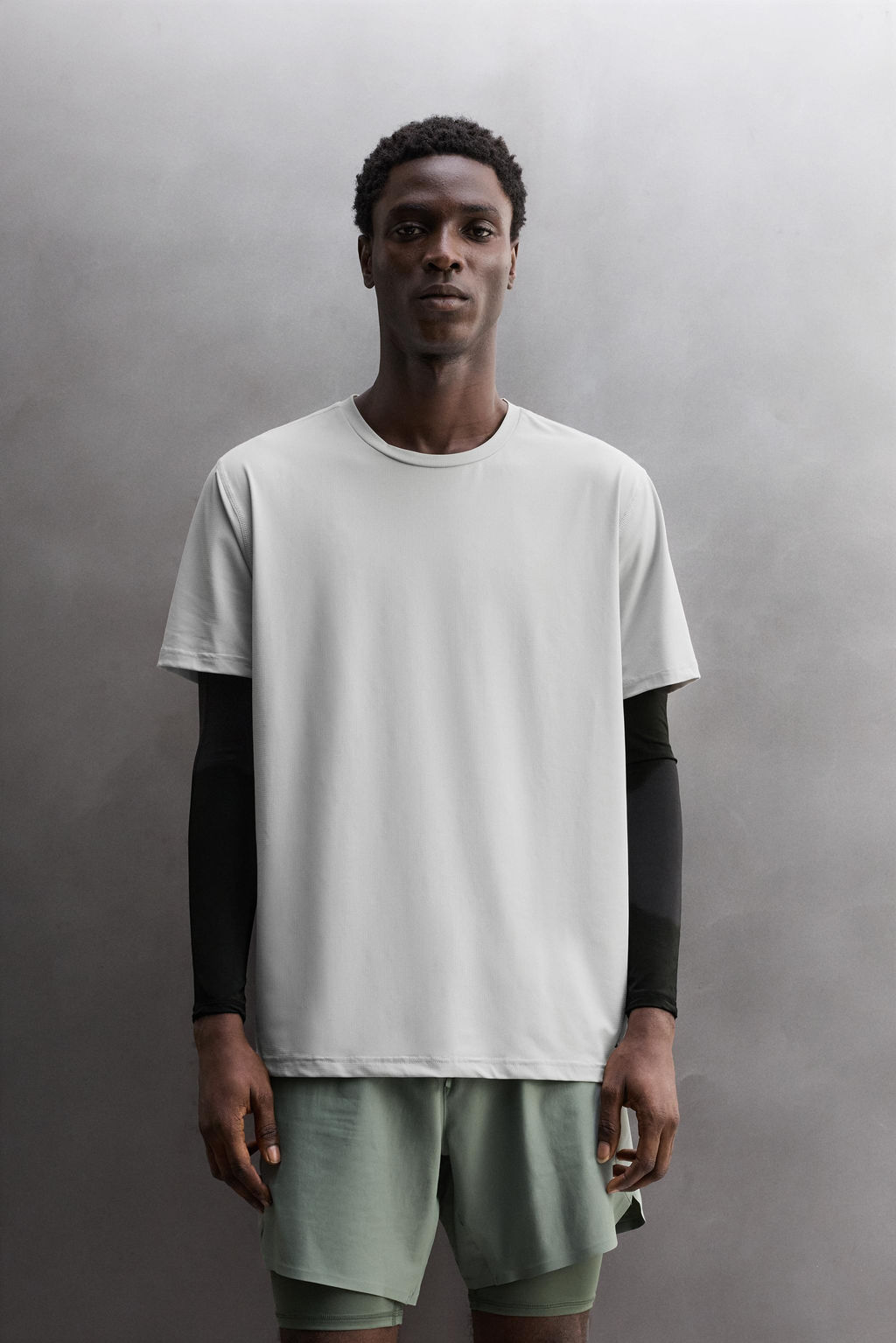 CAMISETA T?CNICA B?SICA / Gris claro - Zara фото 2