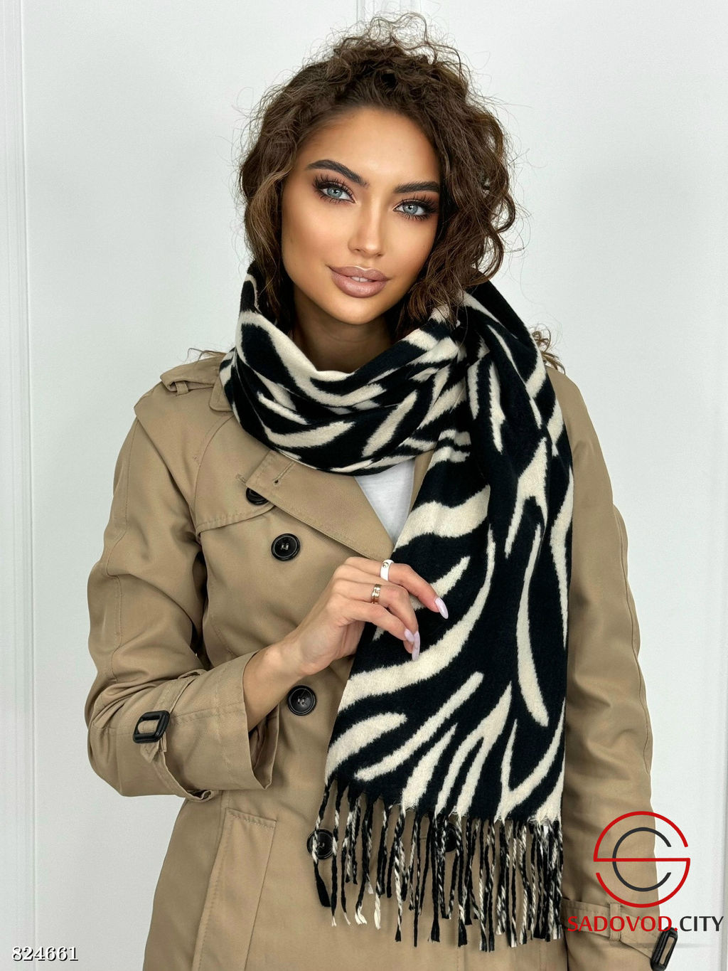 Теплый женский палантин