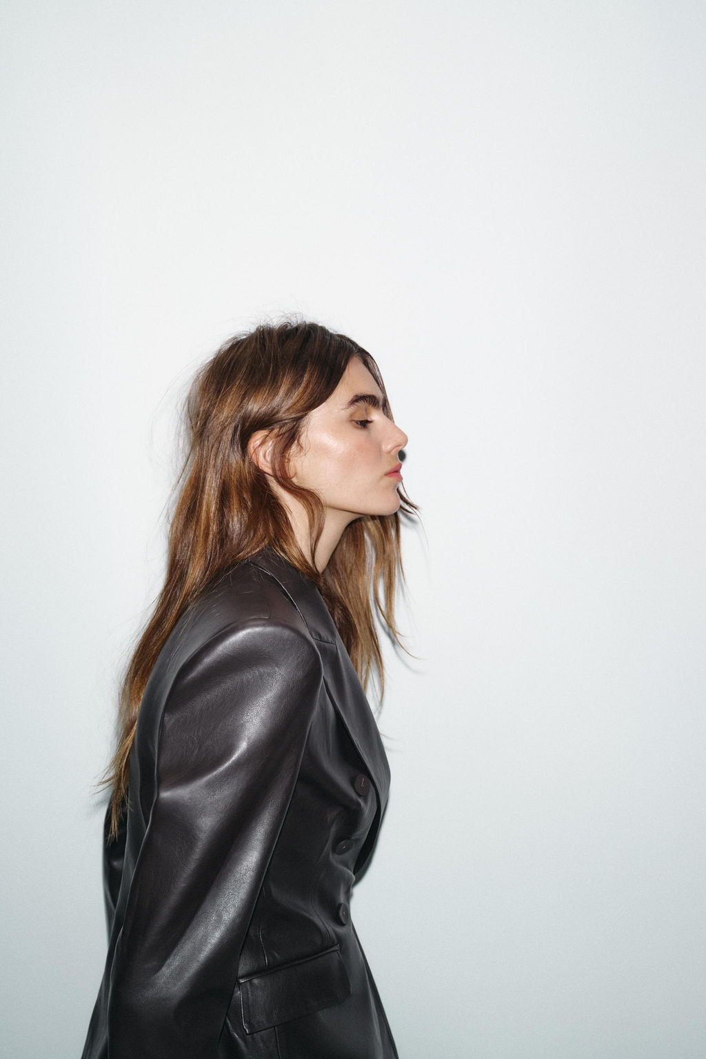 FAUX LEATHER DOUBLE-BREASTED BLAZER - Zara фото 14