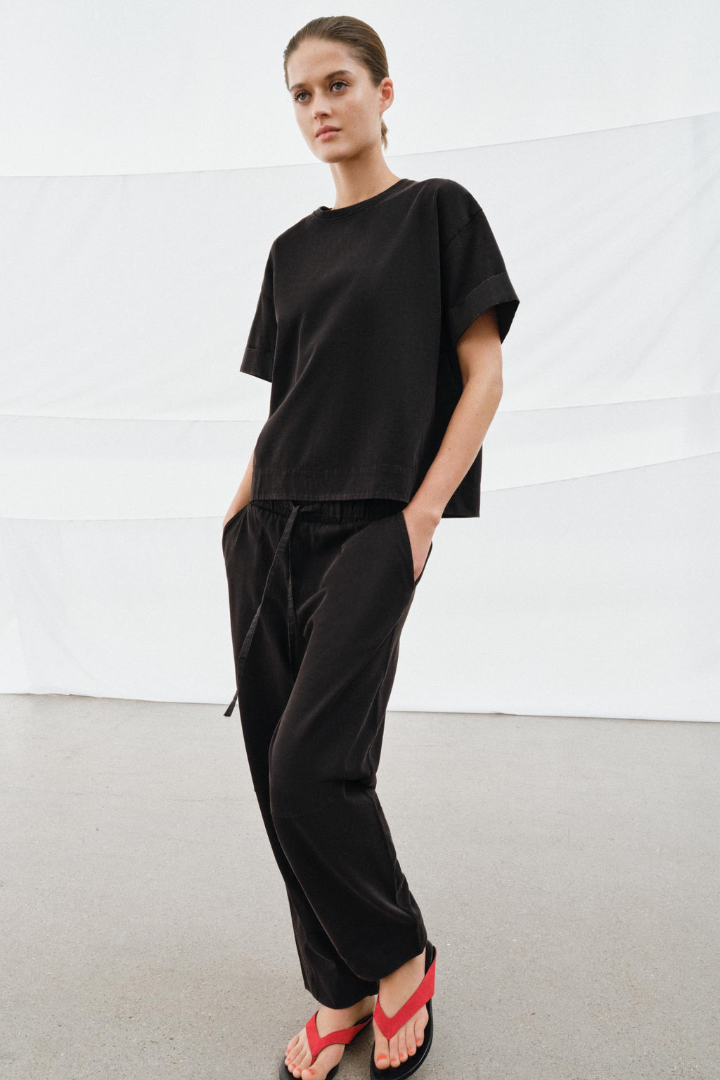 CAMISETA HEAVY COTTON MANGA CORTA / Negro - Zara фото 2