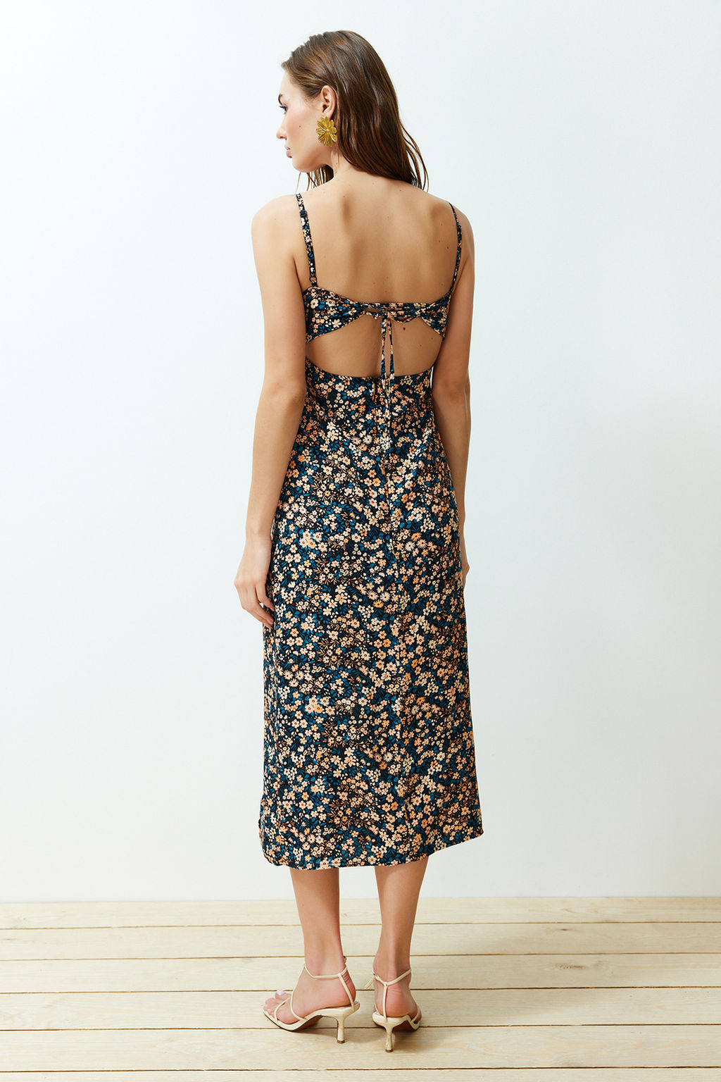 TRENDYOLMILLA Yesil Cicek Desenli Duz Kesim Y?rtmac Detayl? Viskon Midi Dokuma Elbise TWOSS23EL02085 фото 6