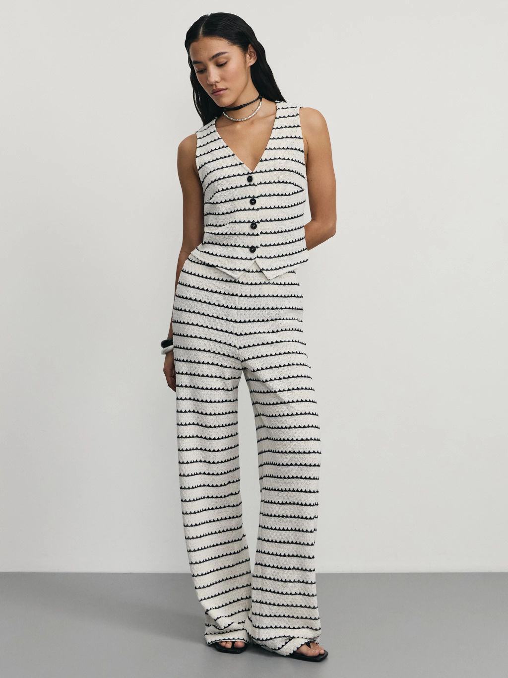 Жилет из фактурной вязки / Zarina  фото 2